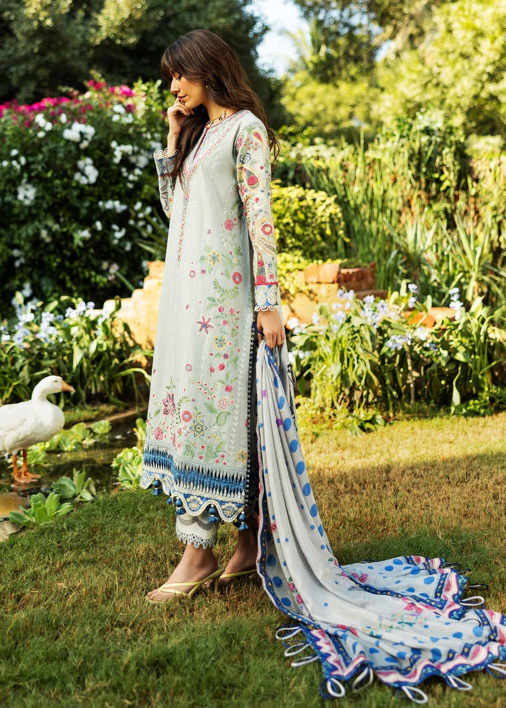Sadaf Fawad Khan | Siraa Lawn 25 | PAISLEY GARDEN - A - House Of Hania