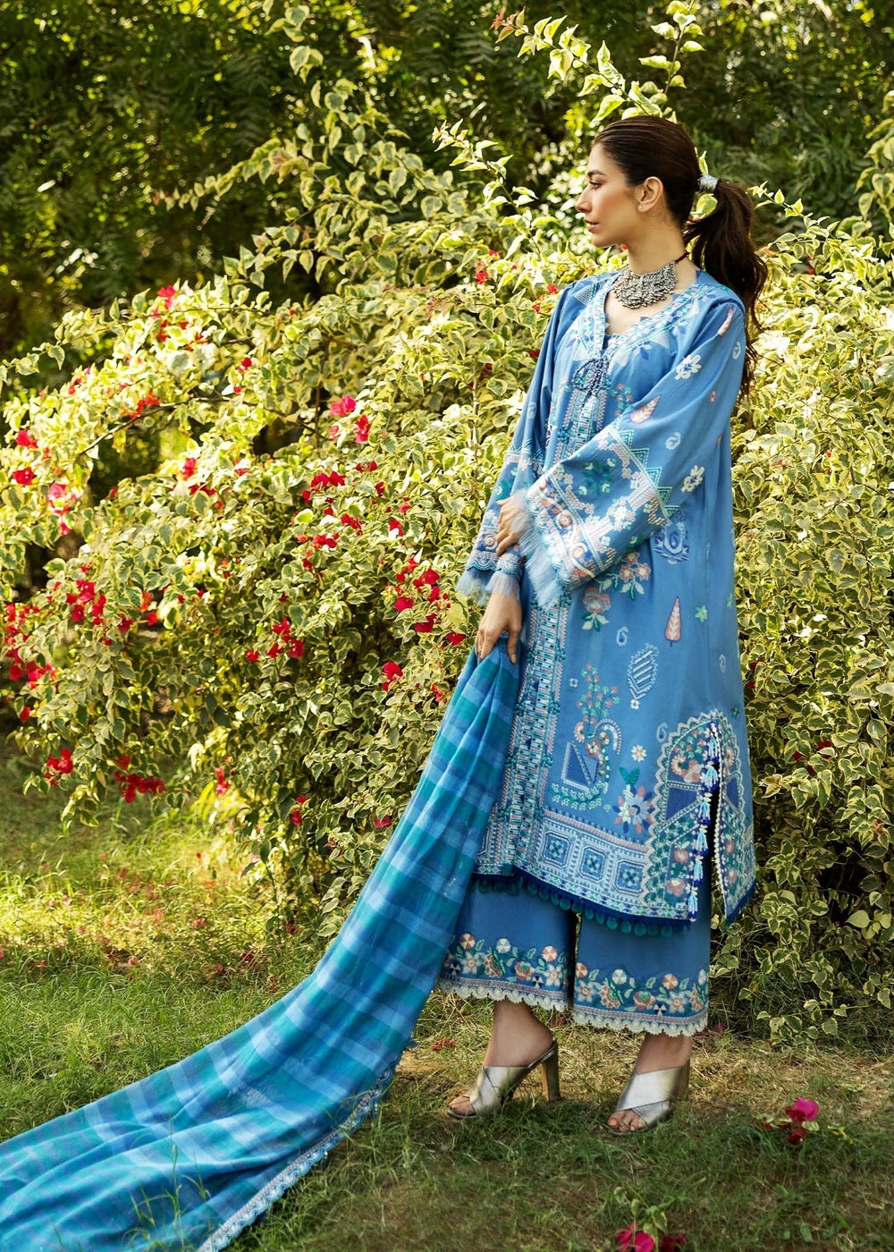 Sadaf Fawad Khan | Siraa Lawn 25 | WISTERIA - A - House Of Hania