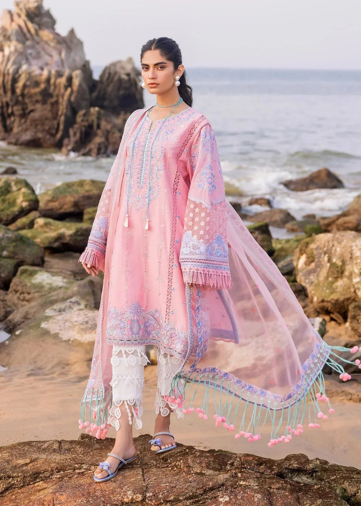Sadaf Fawad Khan | Siraa Luxury Lawn 24| Amira (B) - House Of Hania