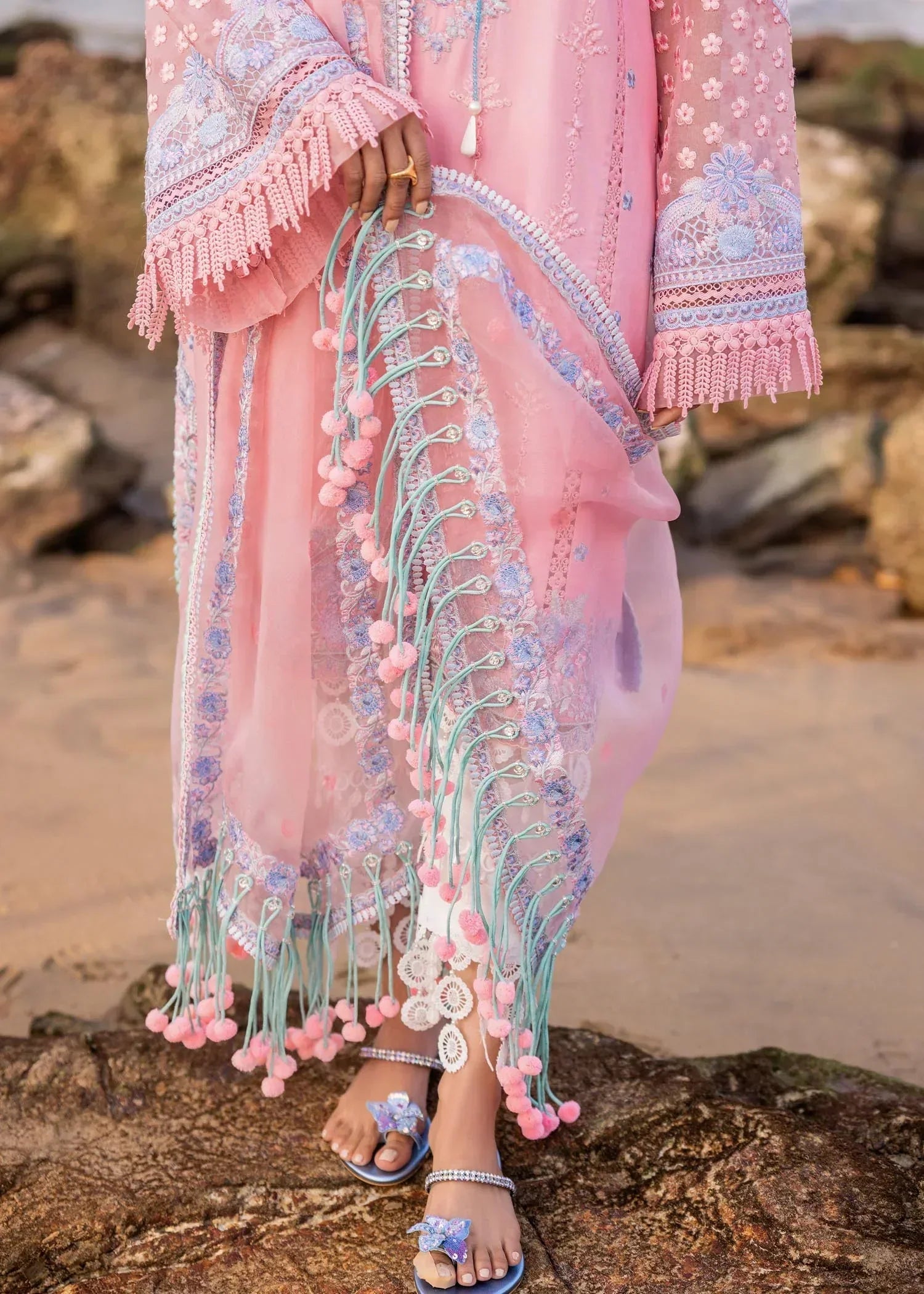 Sadaf Fawad Khan | Siraa Luxury Lawn 24| Amira (B) - House Of Hania