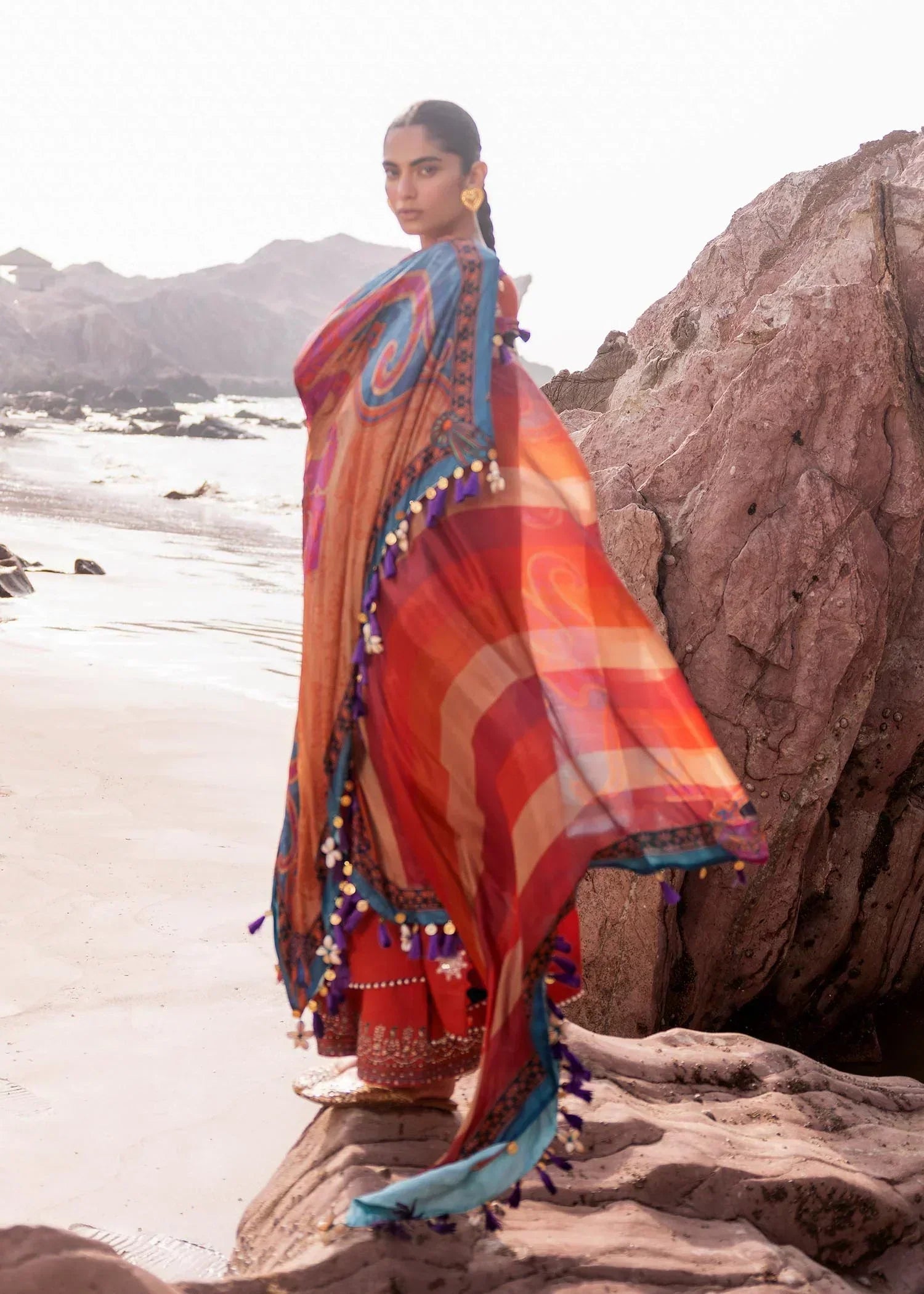 Sadaf Fawad Khan | Siraa Luxury Lawn 24| Nuha (B) - House Of Hania