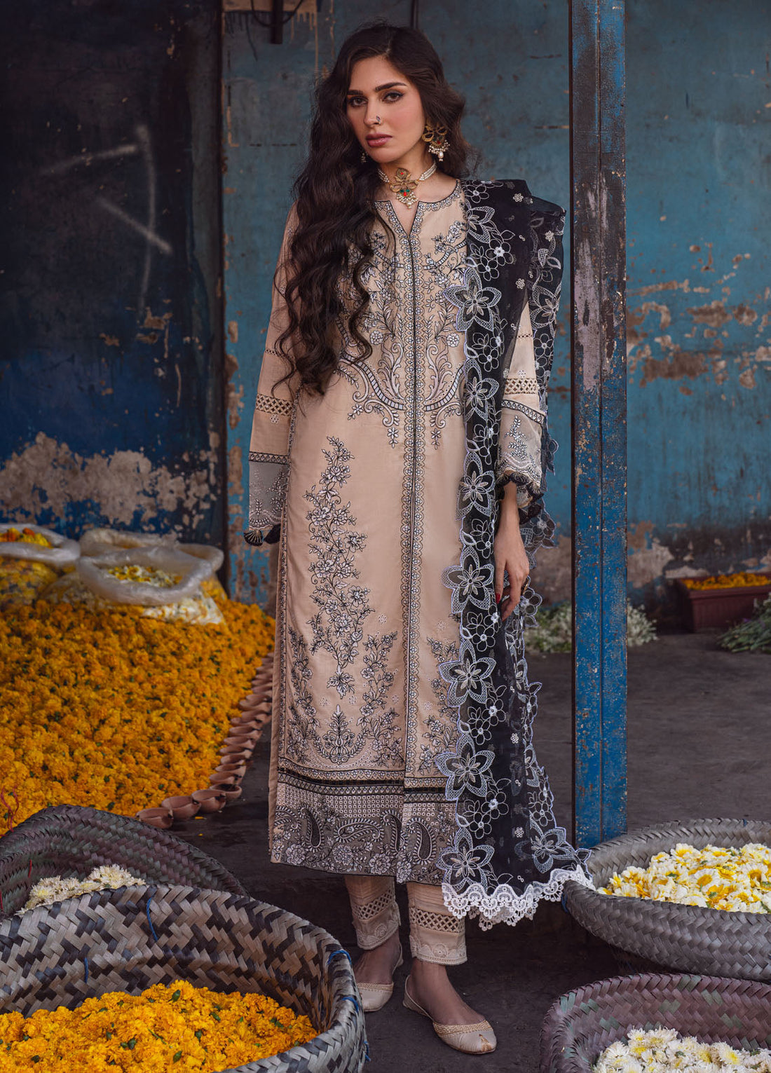 Sahane | Sahakari Chikankari Lawn Edit 24 | Ghazal - House Of Hania