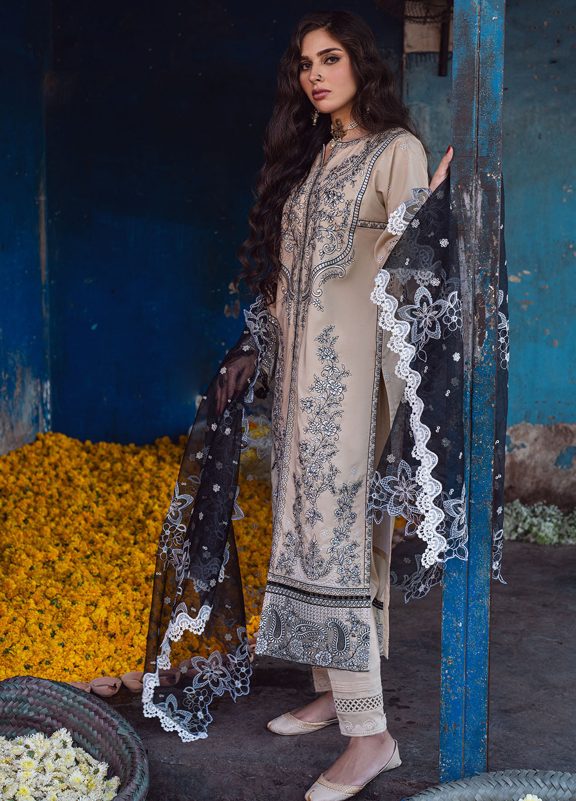 Sahane | Sahakari Chikankari Lawn Edit 24 | Ghazal - House Of Hania