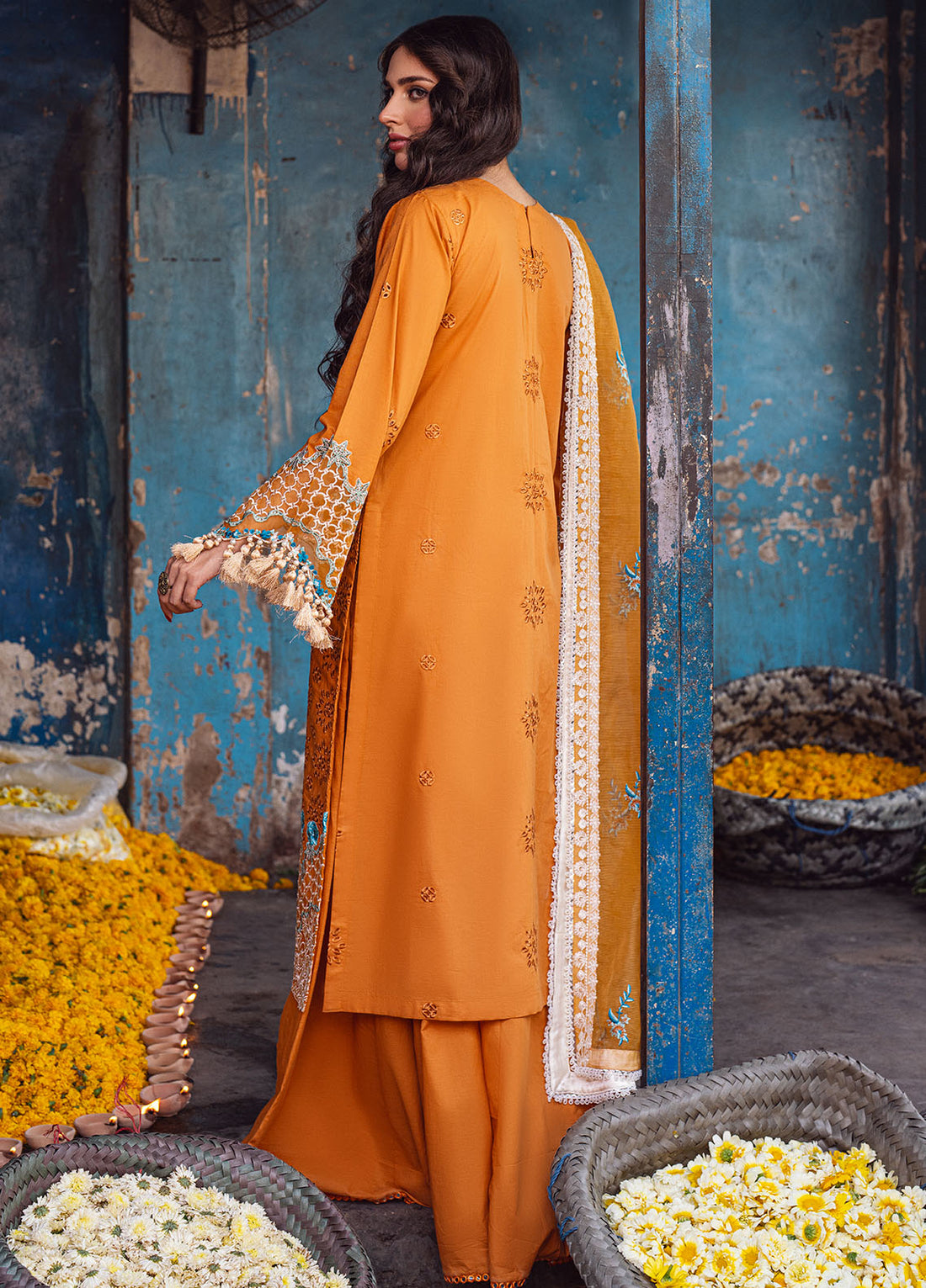 Sahane | Sahakari Chikankari Lawn Edit 24 | Mashal - House Of Hania