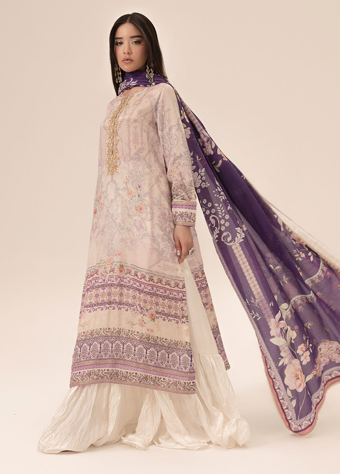 Sahane | Suay Silk Handwork Edit | CT-15003 KAIA - SUAY - House Of Hania