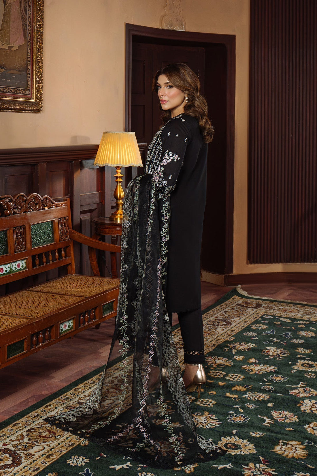 Sahar | Festive Edit Ready to Wear | Raven Poise - RTW - House Of Hania