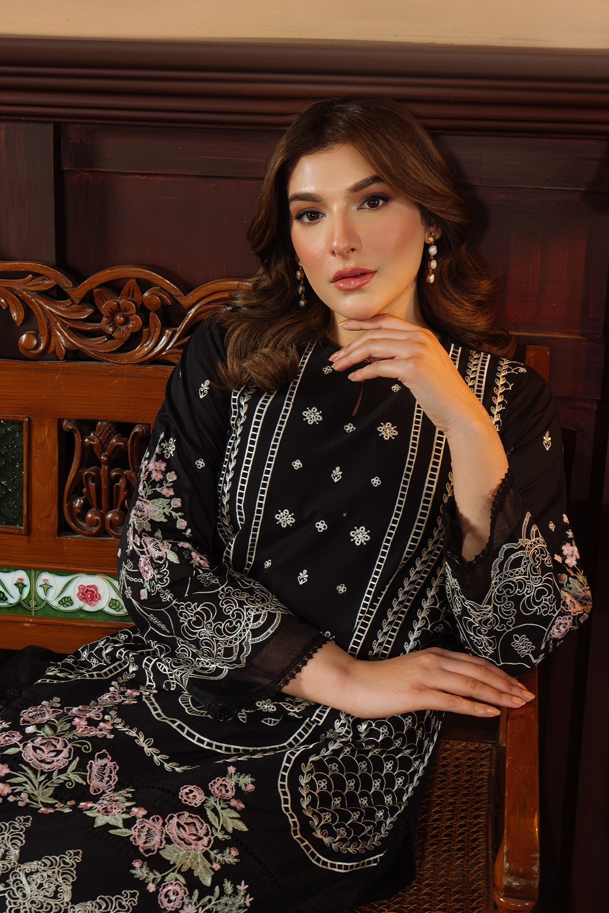 Sahar | Festive Edit Ready to Wear | Raven Poise - RTW - House Of Hania