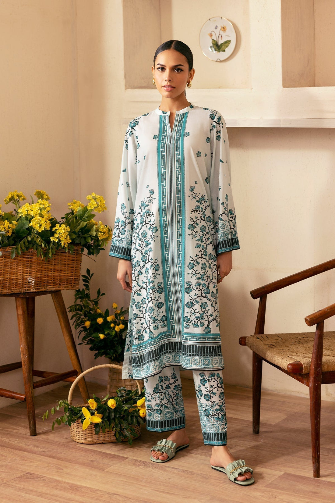Sahar | Selene 25 | Fleur Royale - House Of Hania