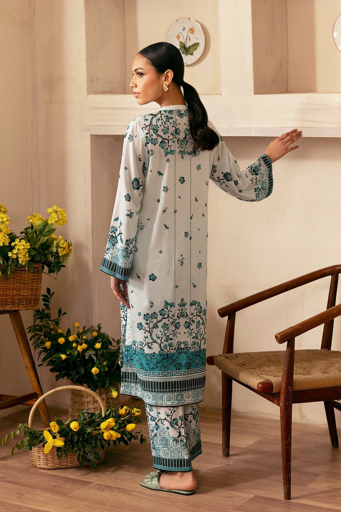 Sahar | Selene 25 | Fleur Royale - House Of Hania