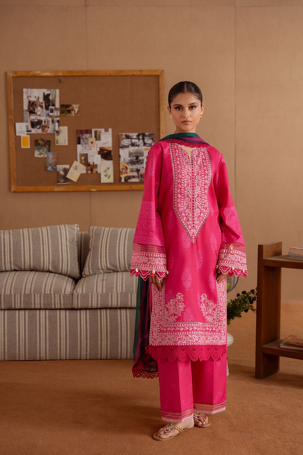 Saira Rizwan | Laanem Summer Lawn 25 | ELARA-A-SRL25-01 - House Of Hania