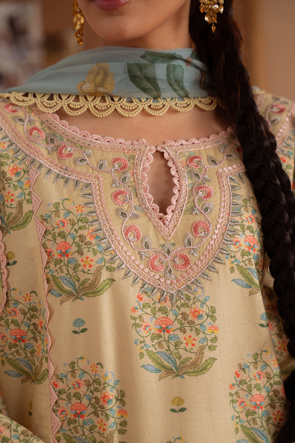 Saira Rizwan | Laanem Summer Lawn 25 | NERIDA-A-SRL25-02 - House Of Hania