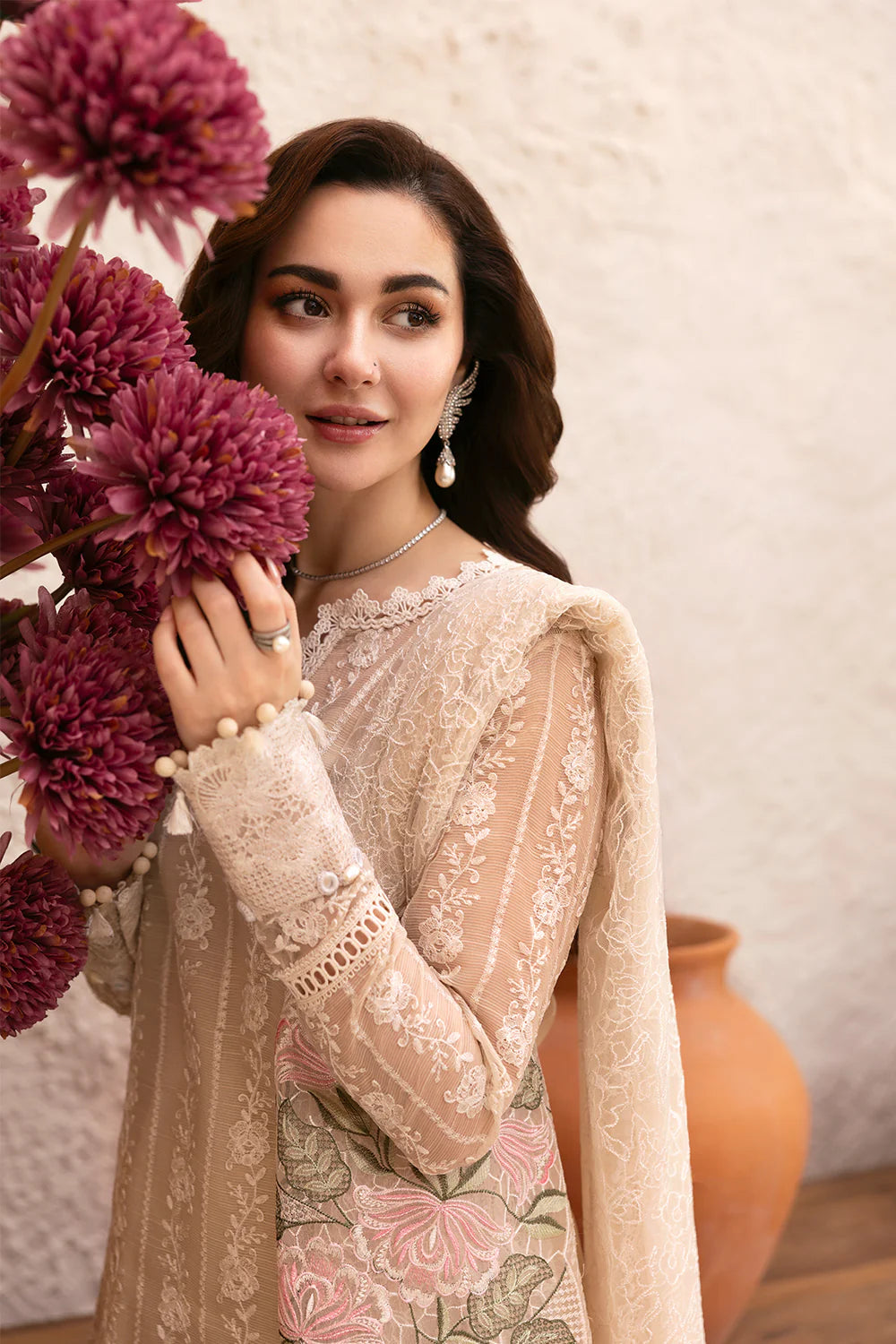Saira Rizwan | Luxury Lawn 25 | MADONNA-SRL25-08 - House Of Hania