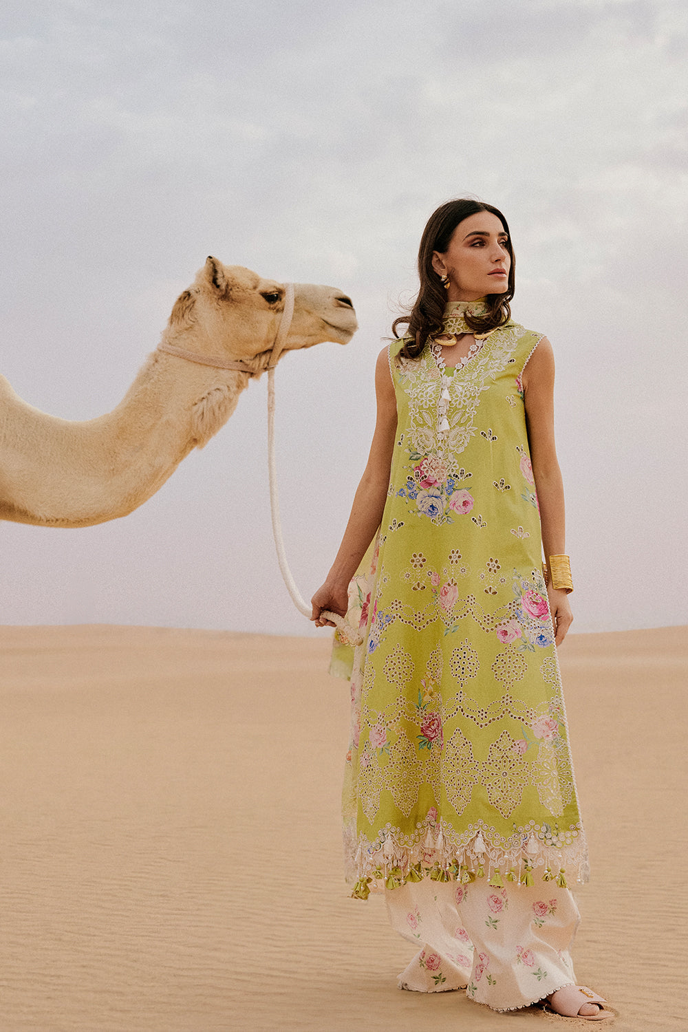 Saira Rizwan | Luxury Lawn 26 | NAVA-SRL26-08 - House Of Hania
