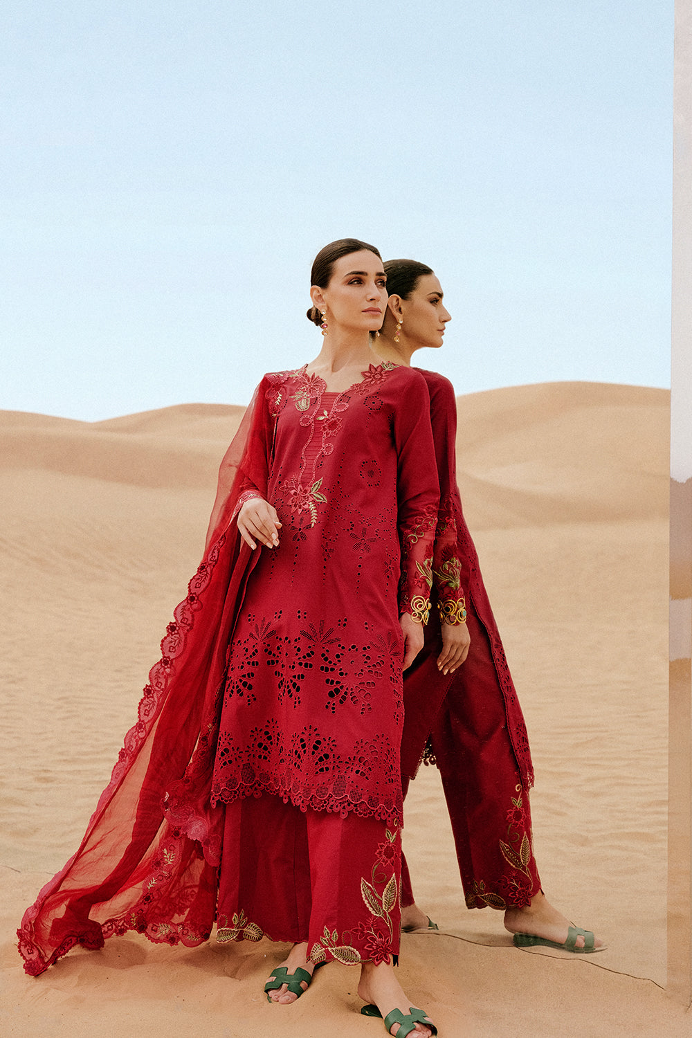 Saira Rizwan | Luxury Lawn 26 | RAYLI-SRL26-06 - House Of Hania