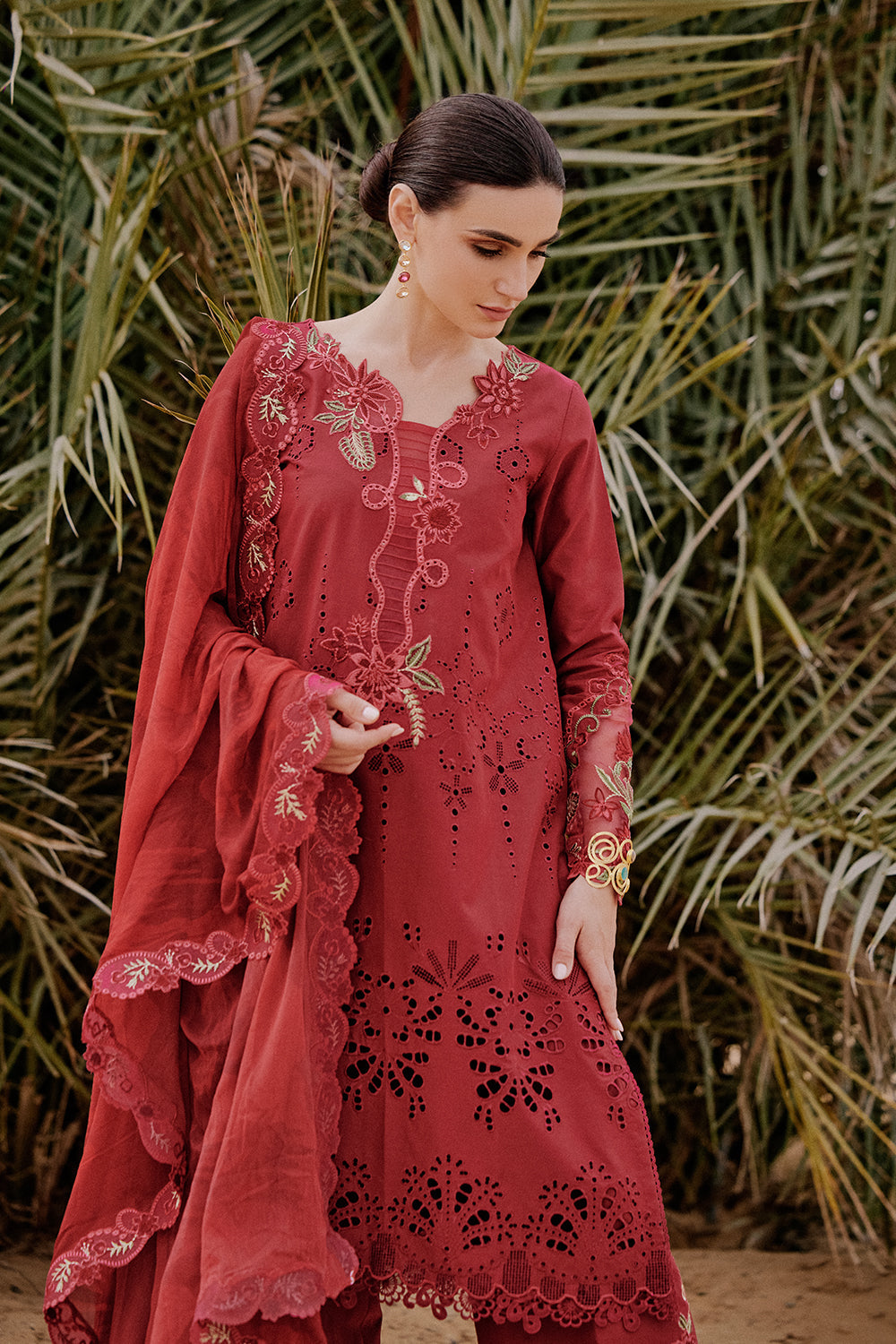 Saira Rizwan | Luxury Lawn 26 | RAYLI-SRL26-06 - House Of Hania
