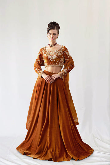 Saira Rizwan | Velvet Pret 25 | AMBERIN-SRVP25-11 - House Of Hania