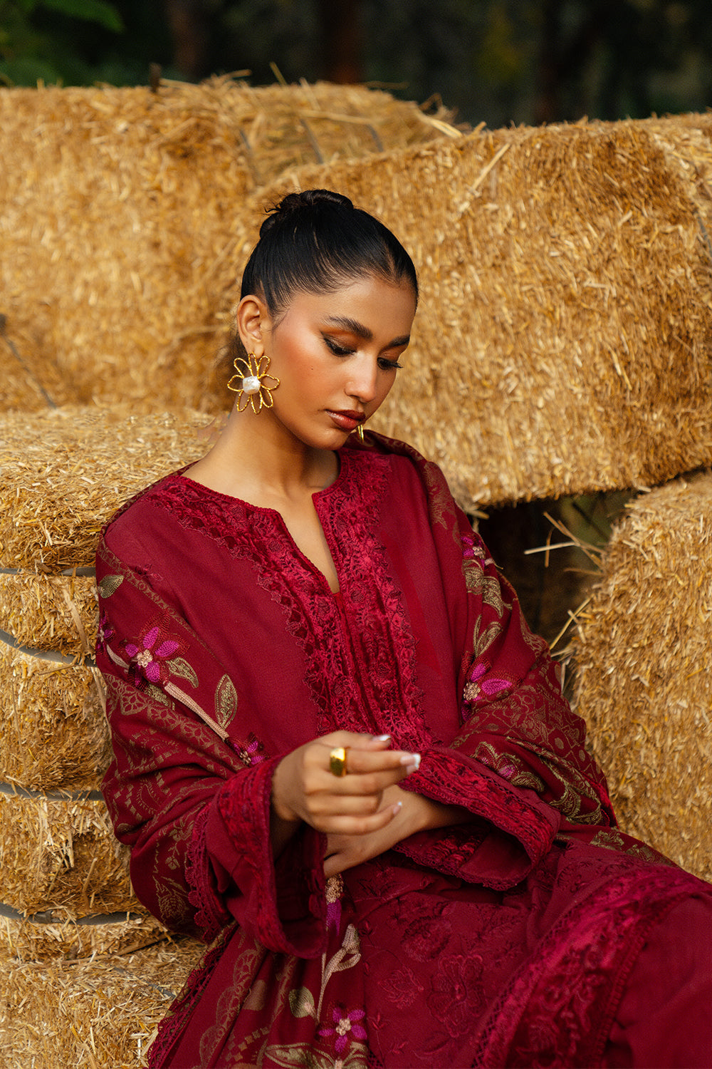 Saira Rizwan | Winter 2024 | ESPER-SRW24-05 - House Of Hania