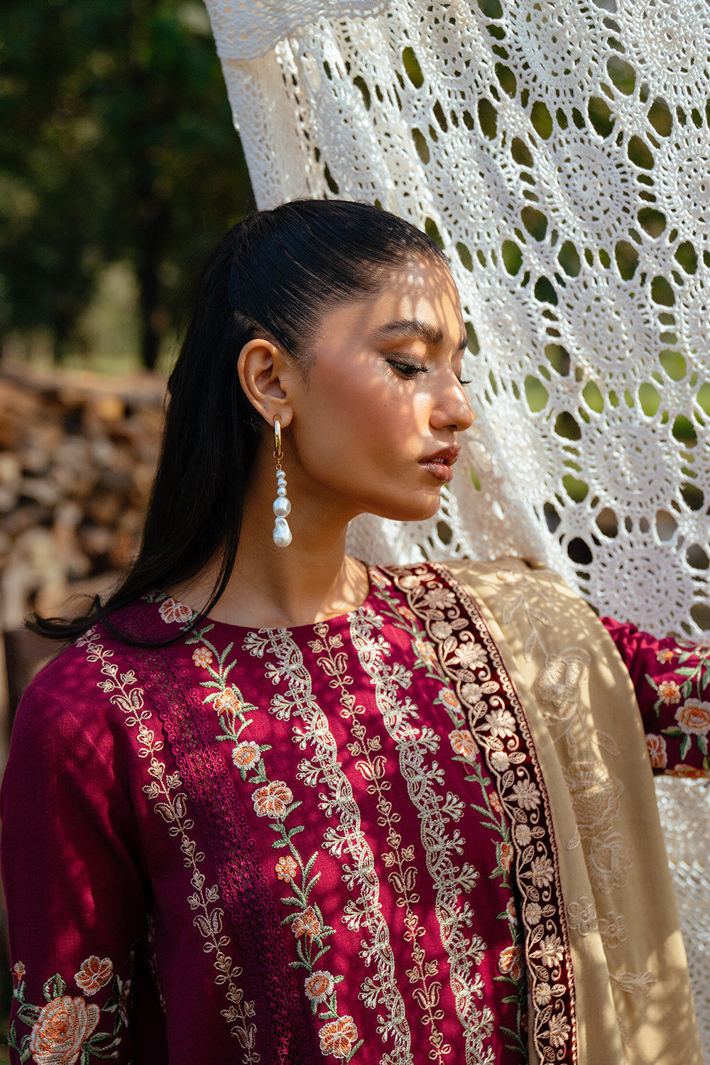 Saira Rizwan | Winter 2024 | SANSA-SRW24-09 - House Of Hania