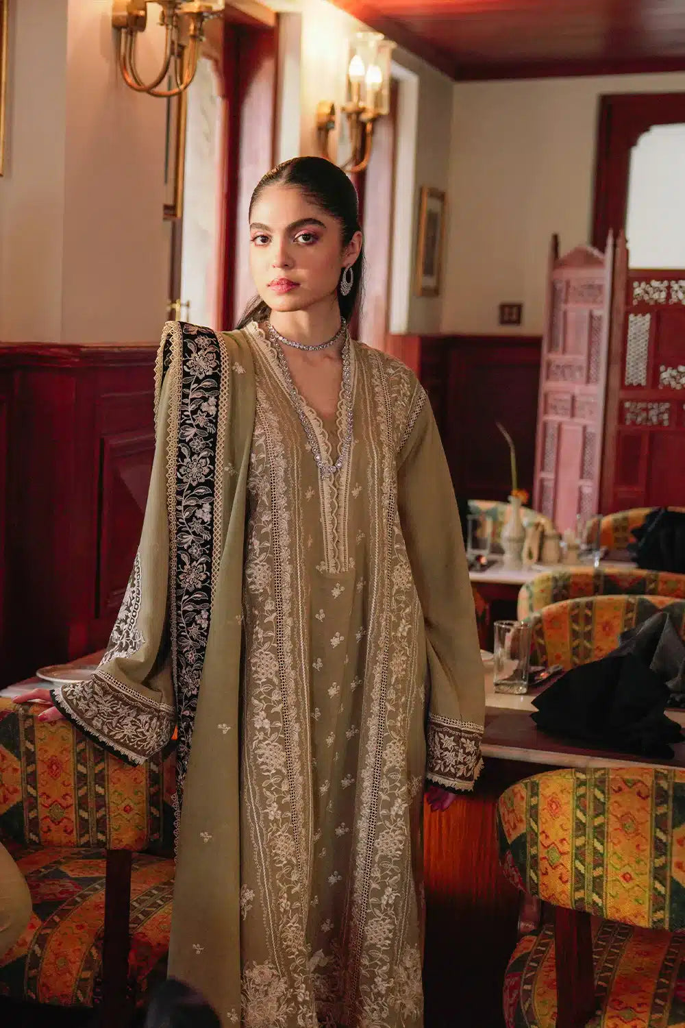 Saira Rizwan | Winter 23 | LAMISA SR-04 - House Of Hania