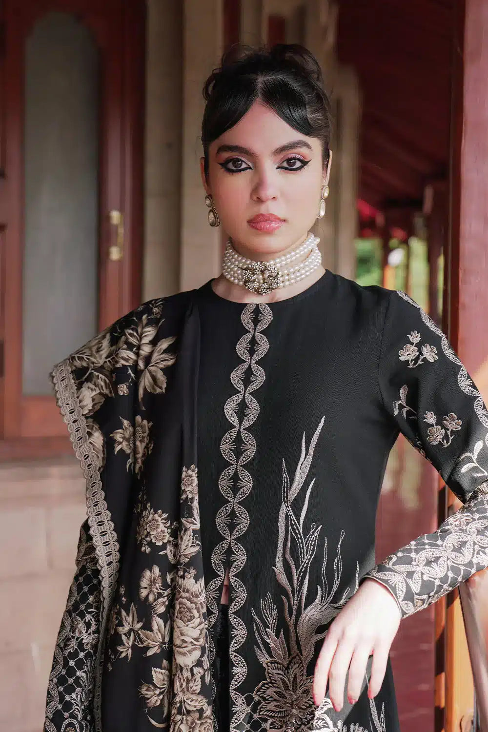 Saira Rizwan | Winter 23 | SALINA SR-05 - House Of Hania
