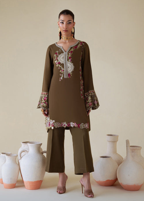 Saira Shakira | Basic Pret 25 | Moss - House Of Hania