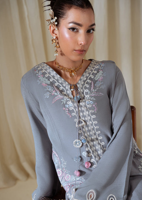 Saira Shakira | Basic Pret 25 | Sapphire Whisper - House Of Hania