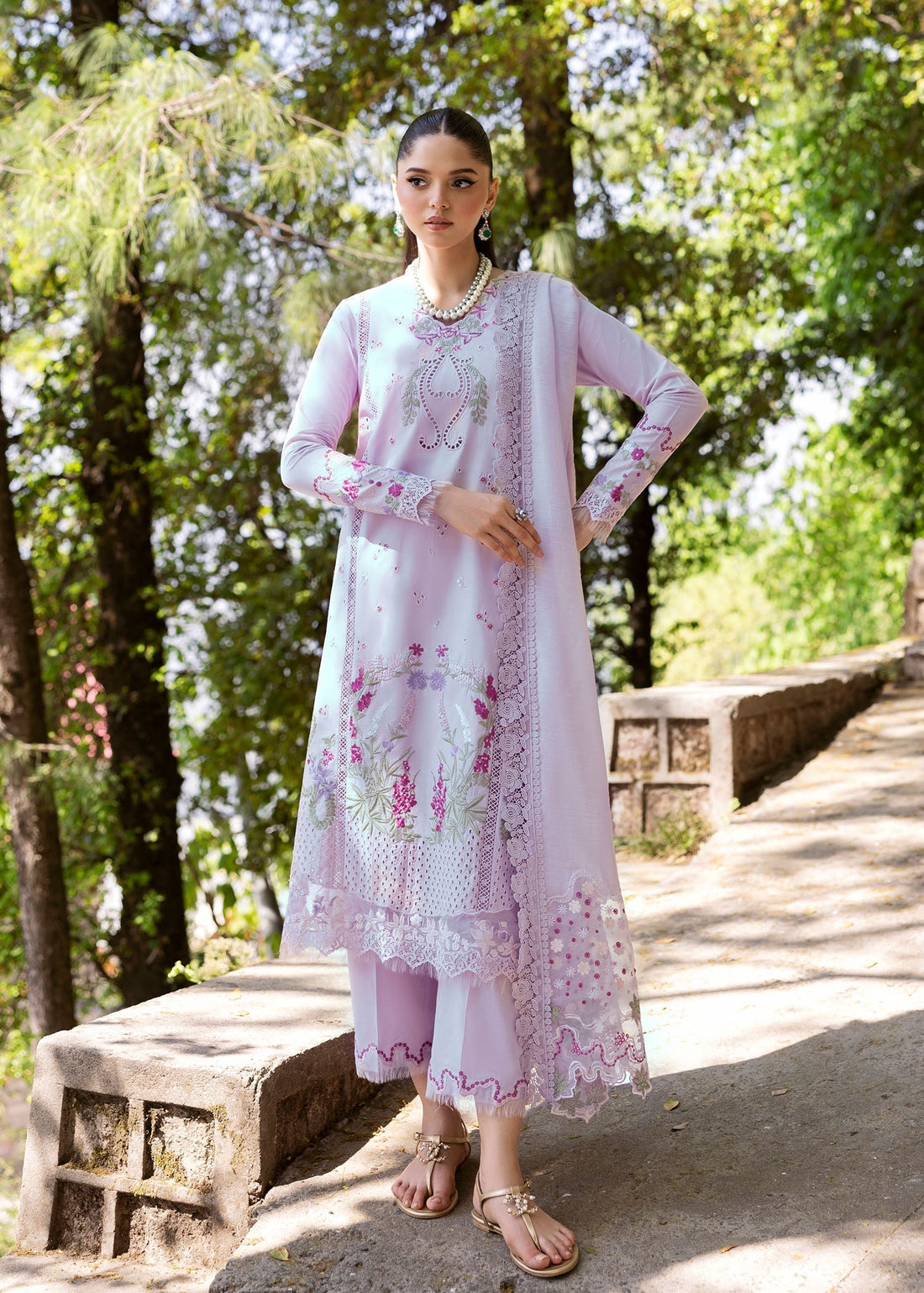 Saira Shakira | Bloom Lawn 25 | FAYE 7-A - House Of Hania