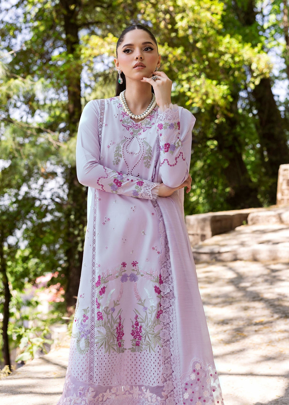 Saira Shakira | Bloom Lawn 25 | FAYE 7-A - House Of Hania