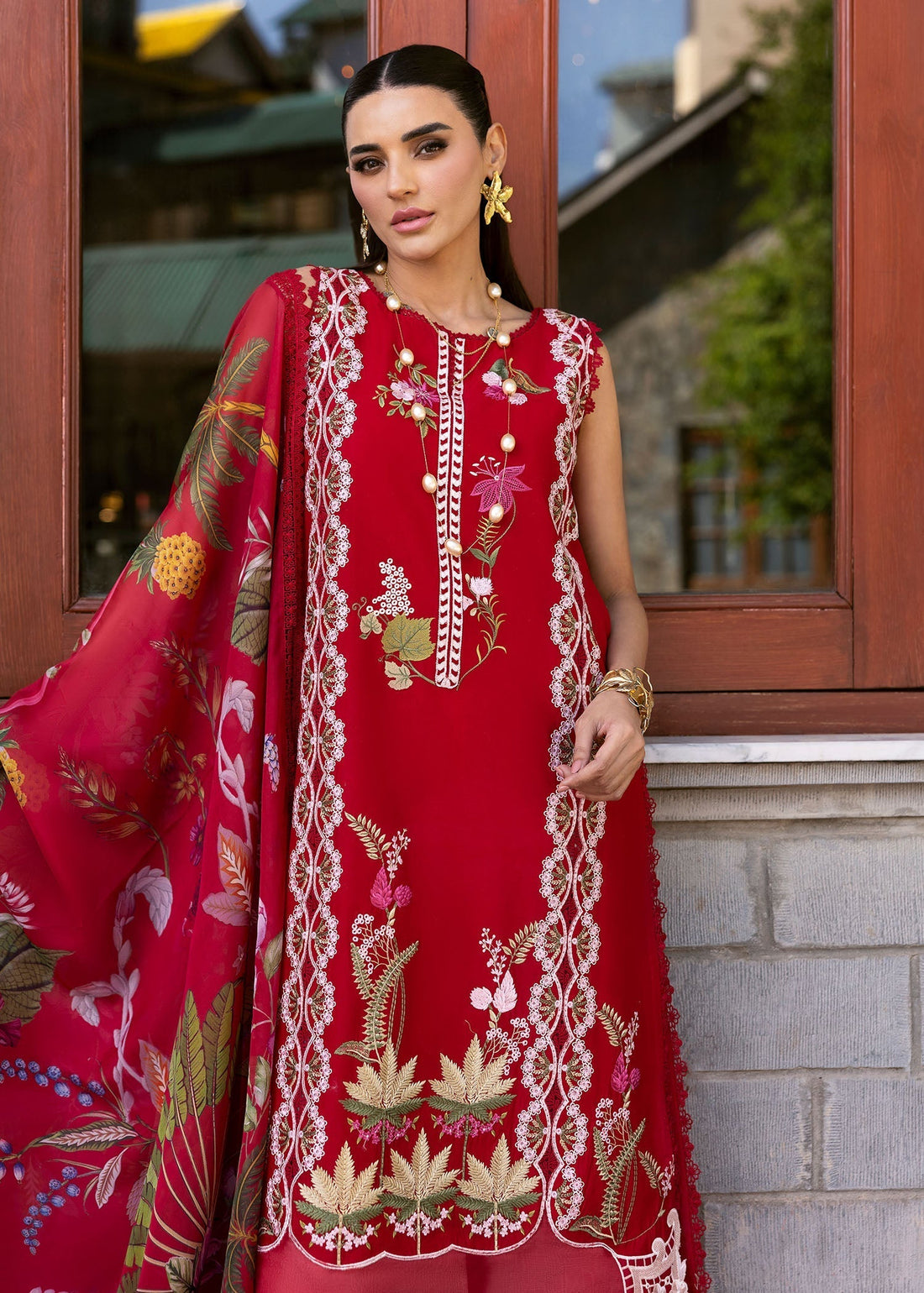 Saira Shakira | Bloom Lawn 25 | SAUVAGE 6-A - House Of Hania