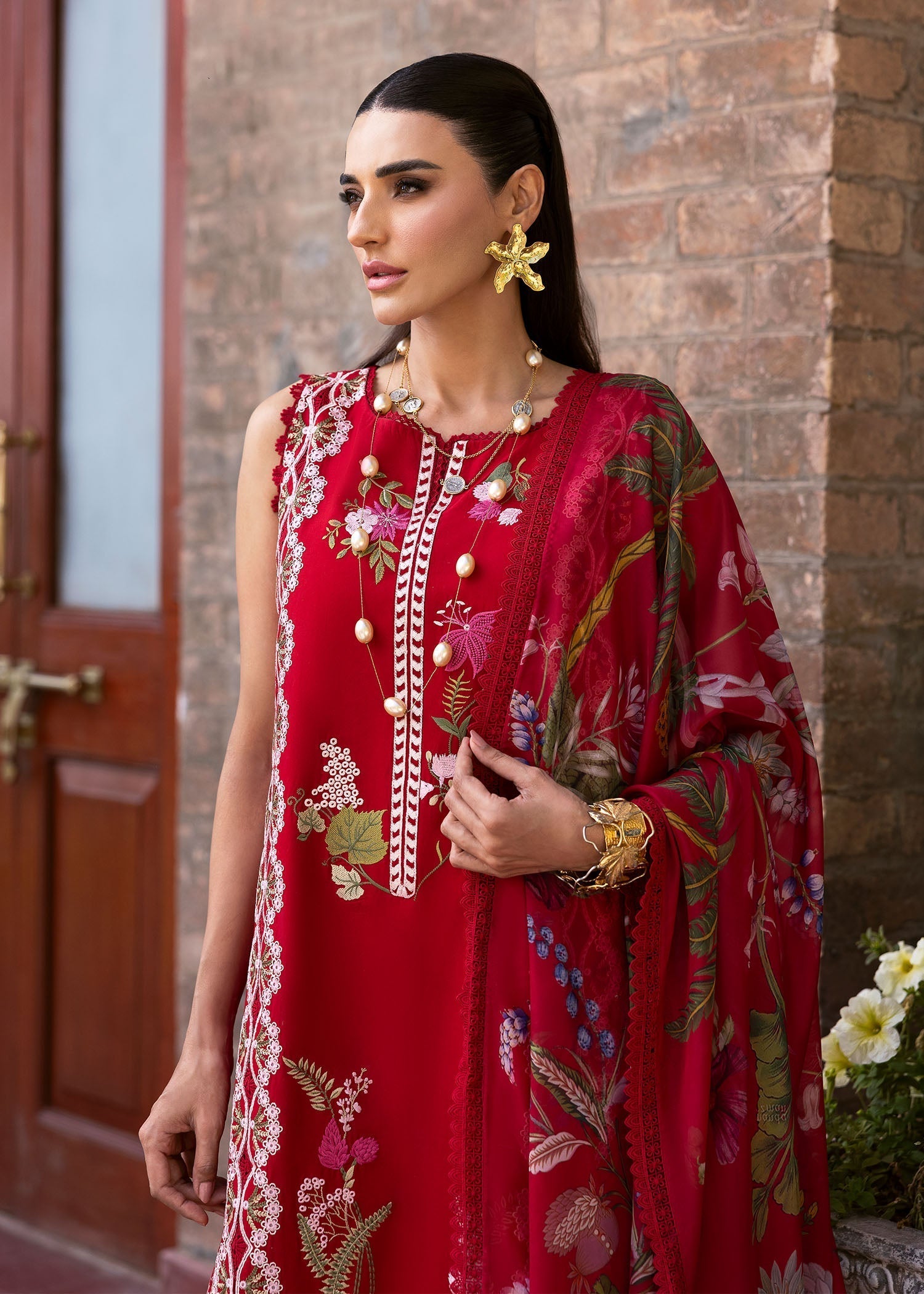 Saira Shakira | Bloom Lawn 25 | SAUVAGE 6-A - House Of Hania