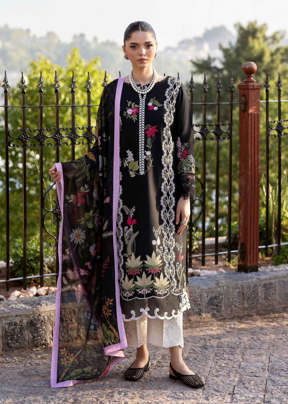 Saira Shakira | Bloom Lawn 25 | SAUVAGE 6-B - House Of Hania