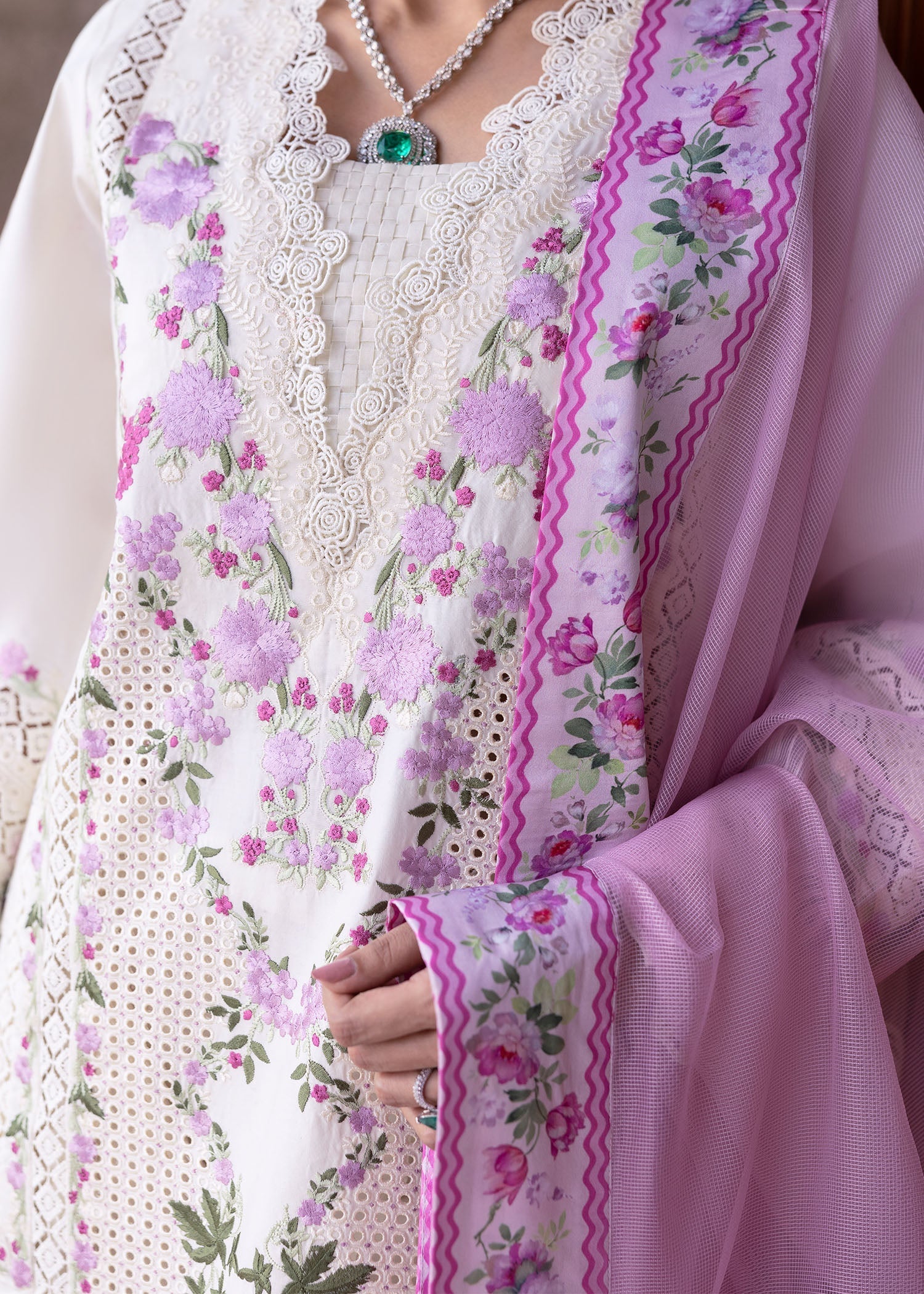 Saira Shakira | Bloom Lawn 25 | ZERENE 1-A - House Of Hania