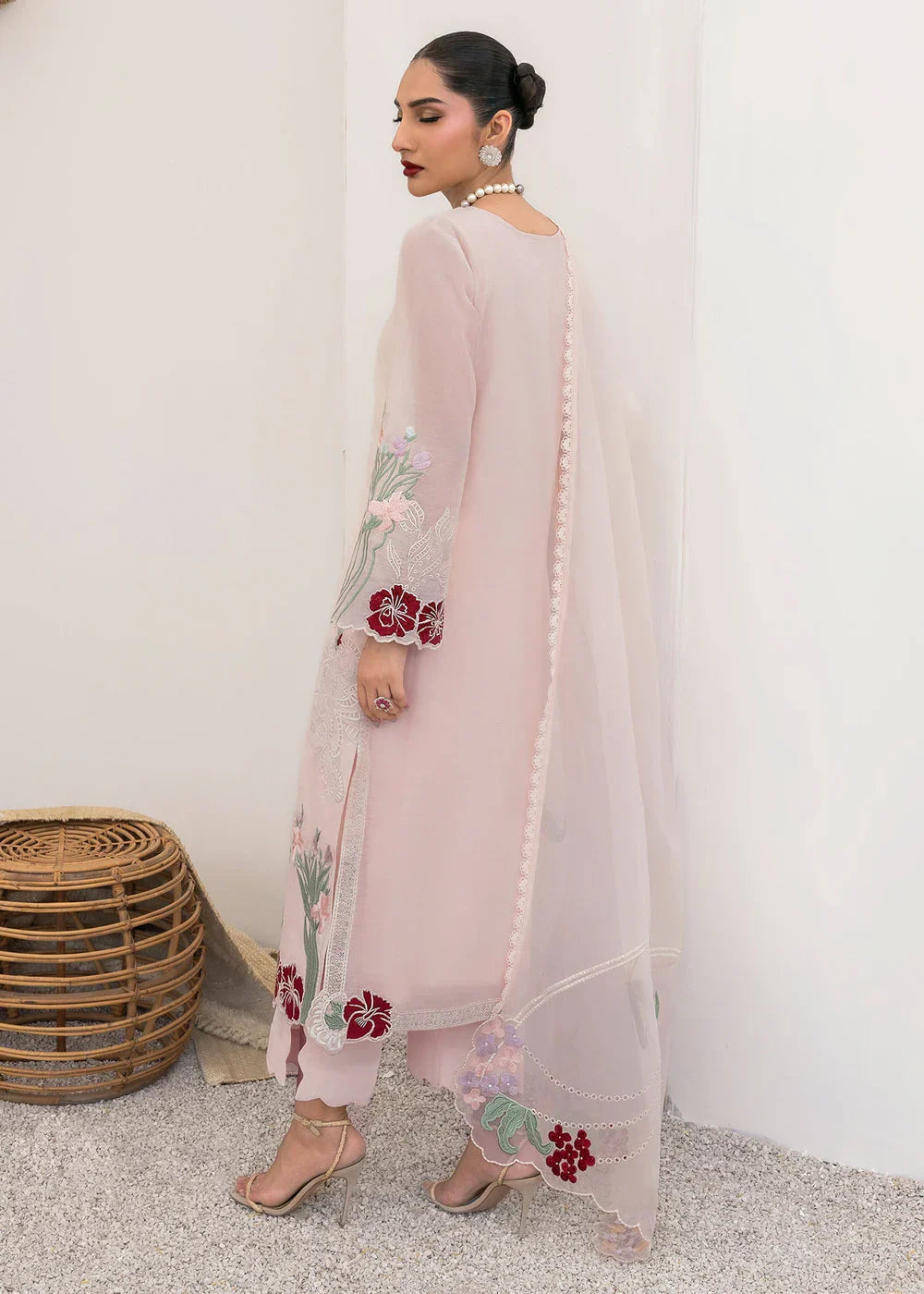 Saira Shakira | Rosea Casual Pret 25 | Petaline - House Of Hania