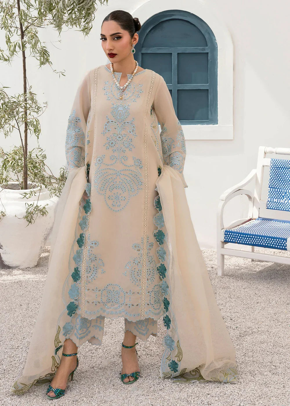 Saira Shakira | Rosea Casual Pret 25 | Serra - House Of Hania