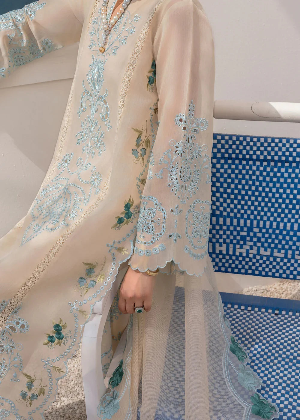 Saira Shakira | Rosea Casual Pret 25 | Serra - House Of Hania