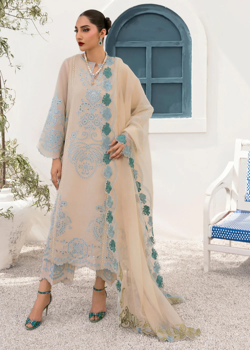 Saira Shakira | Rosea Casual Pret 25 | Serra - House Of Hania