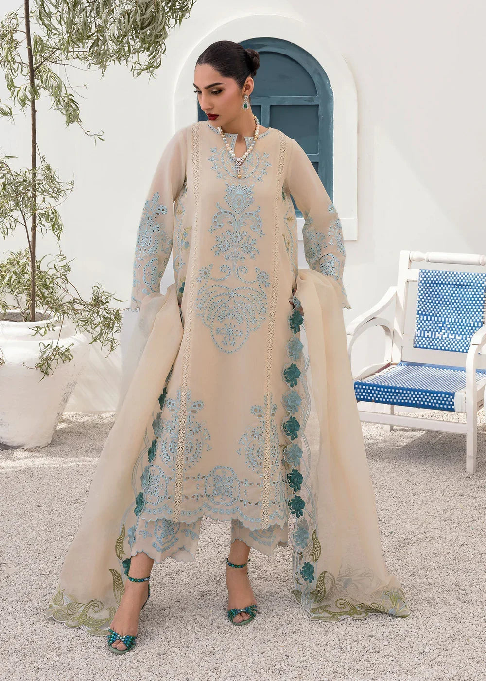 Saira Shakira | Rosea Casual Pret 25 | Serra - House Of Hania