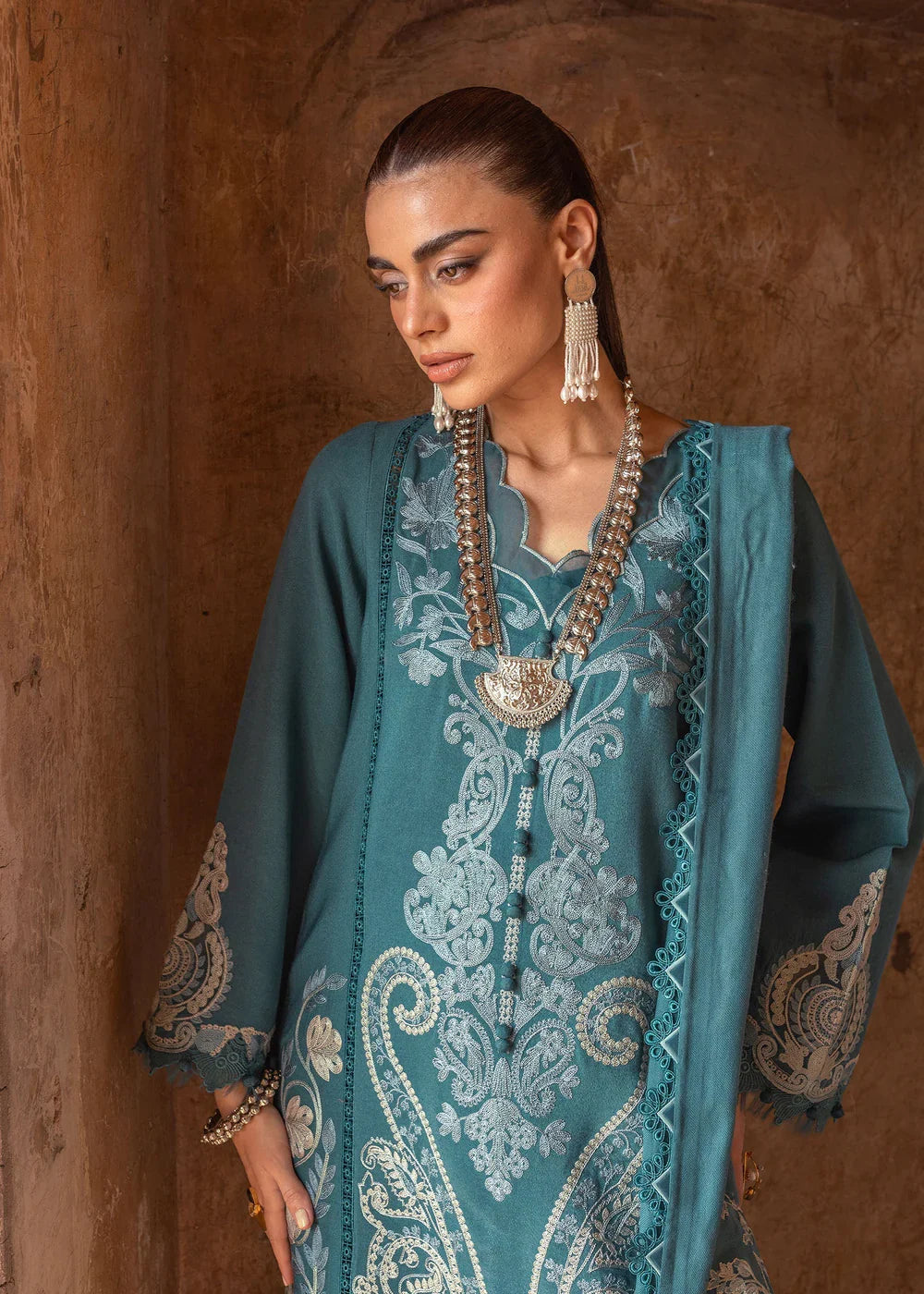 Saira Shakira | Winter 25 | AFSANEH 5-A - House Of Hania