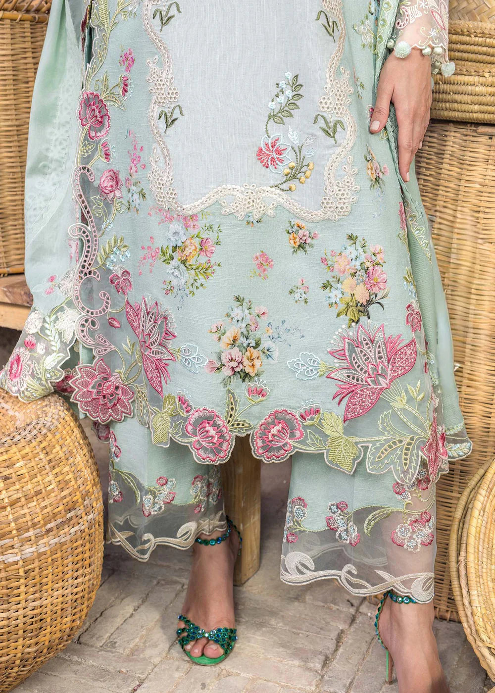 Saira Shakira | Winter 25 | ESME 3-B - House Of Hania