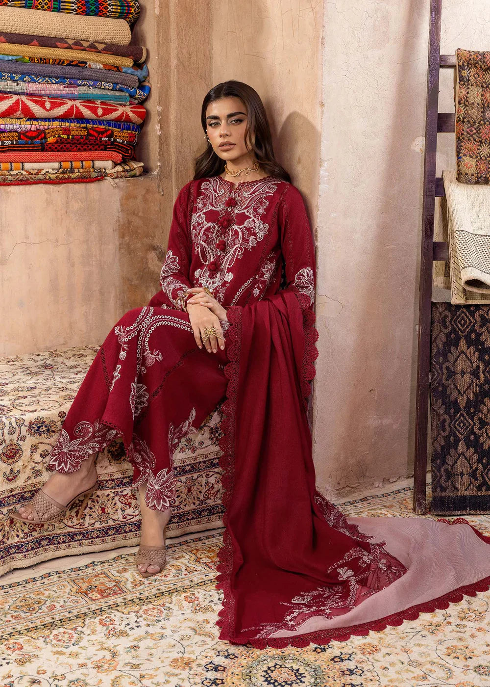 Saira Shakira | Winter 25 | FRIYA 2-A - House Of Hania