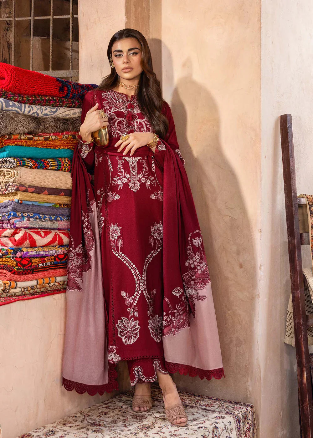 Saira Shakira | Winter 25 | FRIYA 2-A - House Of Hania