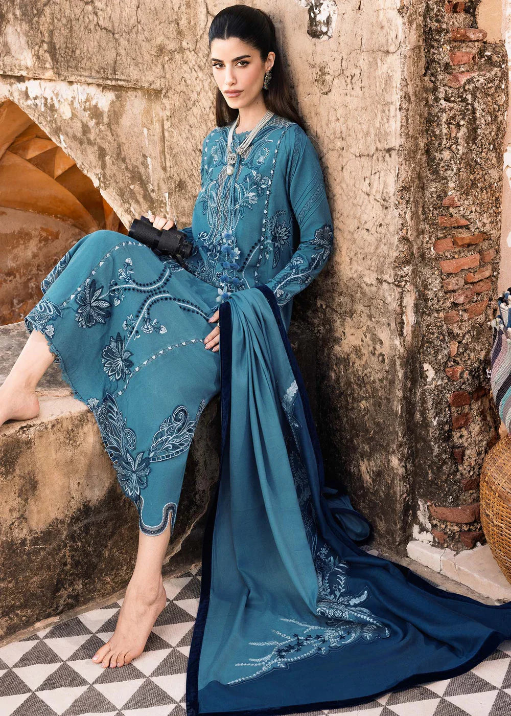 Saira Shakira | Winter 25 | FRIYA 2-B - House Of Hania