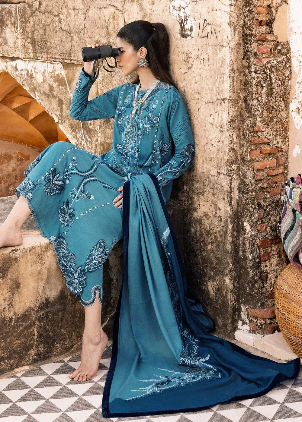 Saira Shakira | Winter 25 | FRIYA 2-B - House Of Hania