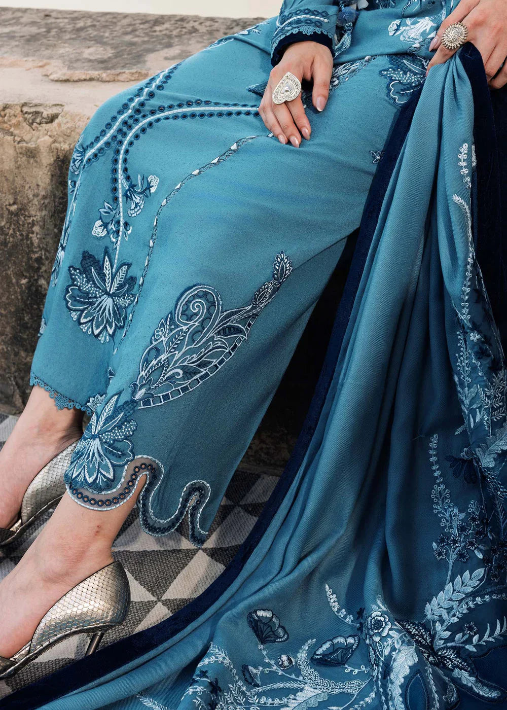 Saira Shakira | Winter 25 | FRIYA 2-B - House Of Hania