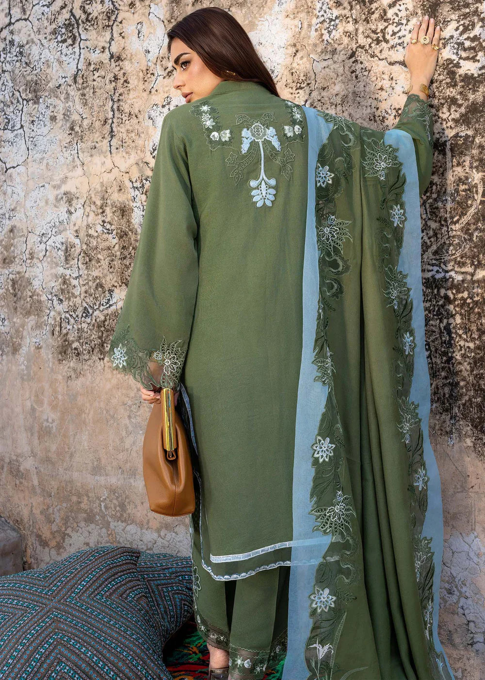 Saira Shakira | Winter 25 | GULNAAR 4-B - House Of Hania