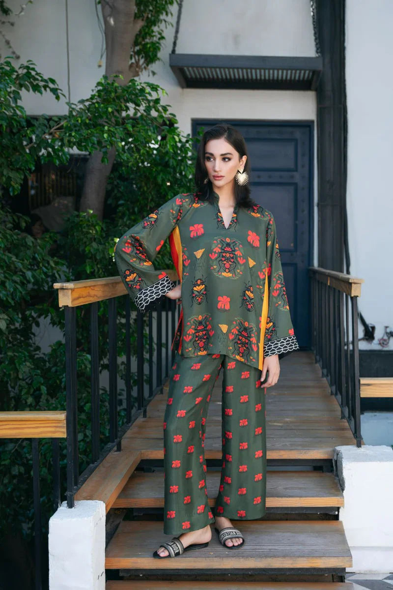 Saira rizwan | VIEVA | MAVIS SRV-24-06 - House Of Hania