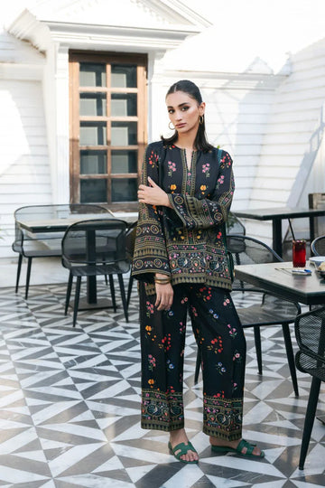 Saira rizwan | VIEVA | SOMBER SRV-24-01 - House Of Hania