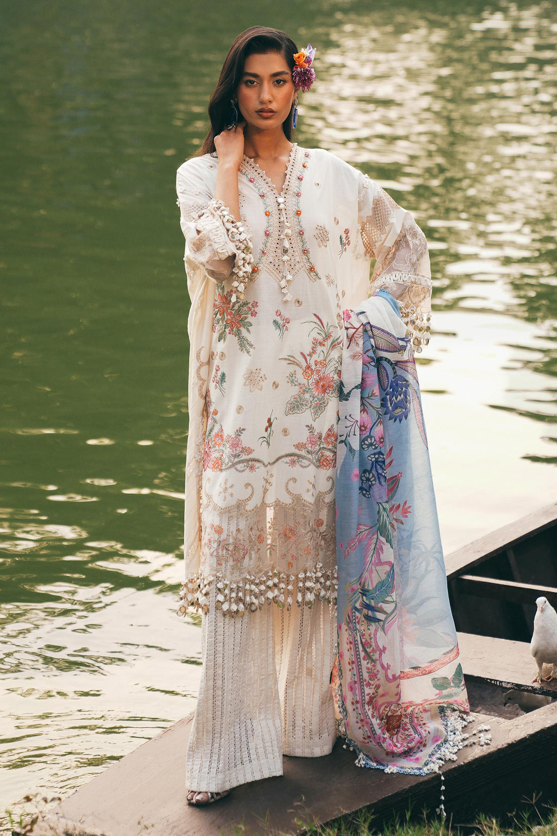 Sana Safinaz | Luxury Lawn 25 | 251-010B-3DI - House Of Hania