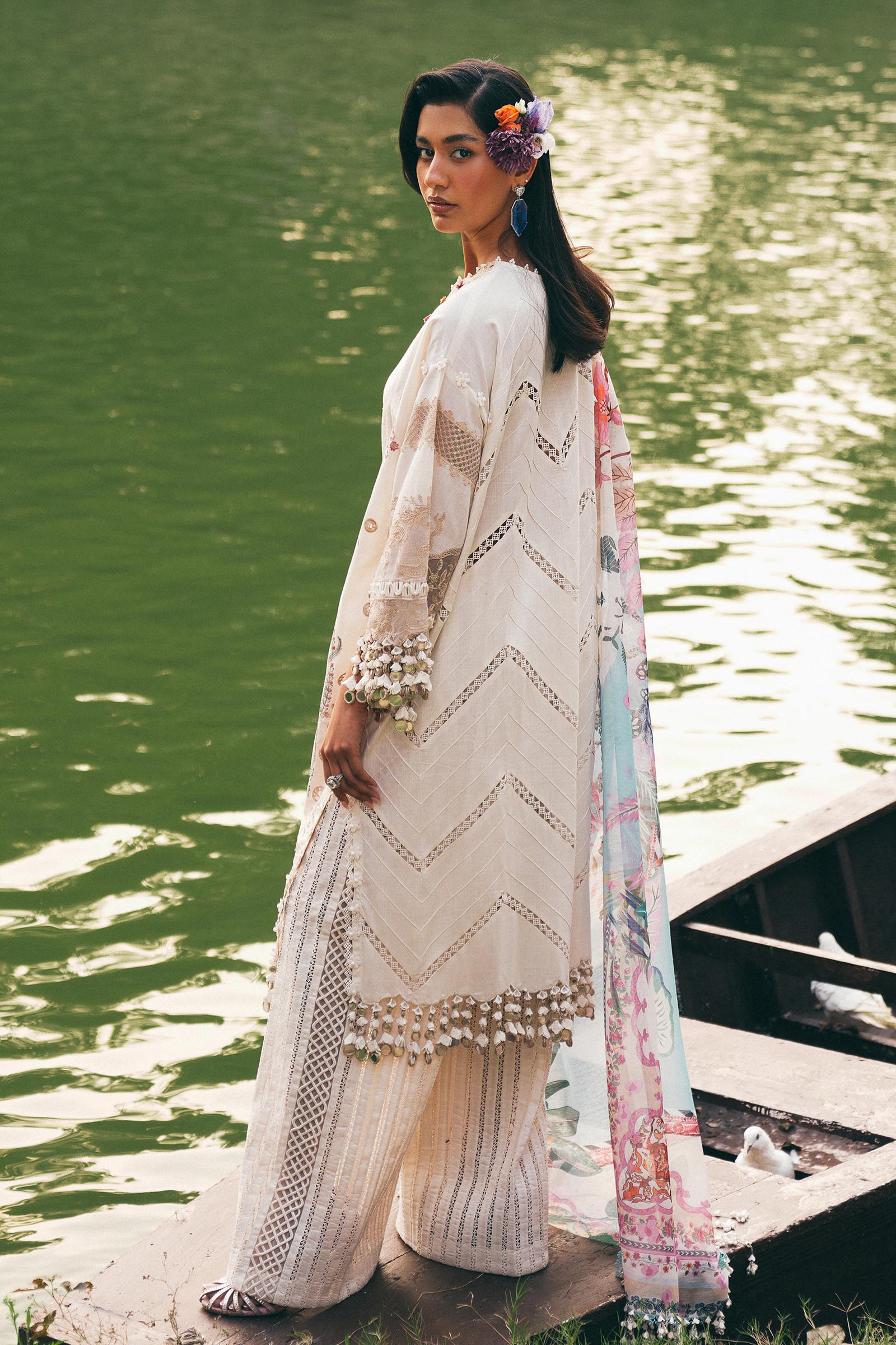 Sana Safinaz | Luxury Lawn 25 | 251-010B-3DI - House Of Hania
