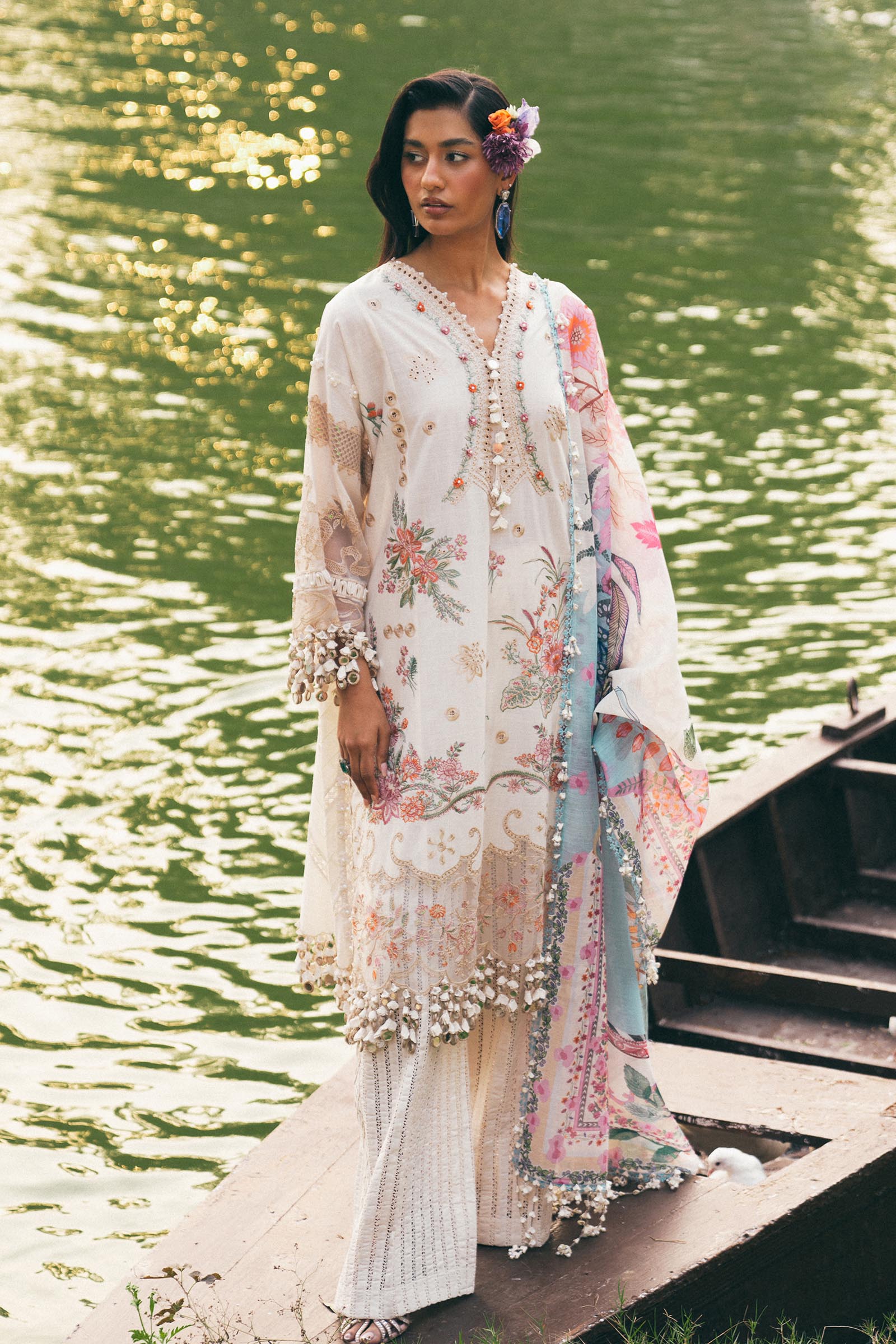 Sana Safinaz | Luxury Lawn 25 | 251-010B-3DI - House Of Hania
